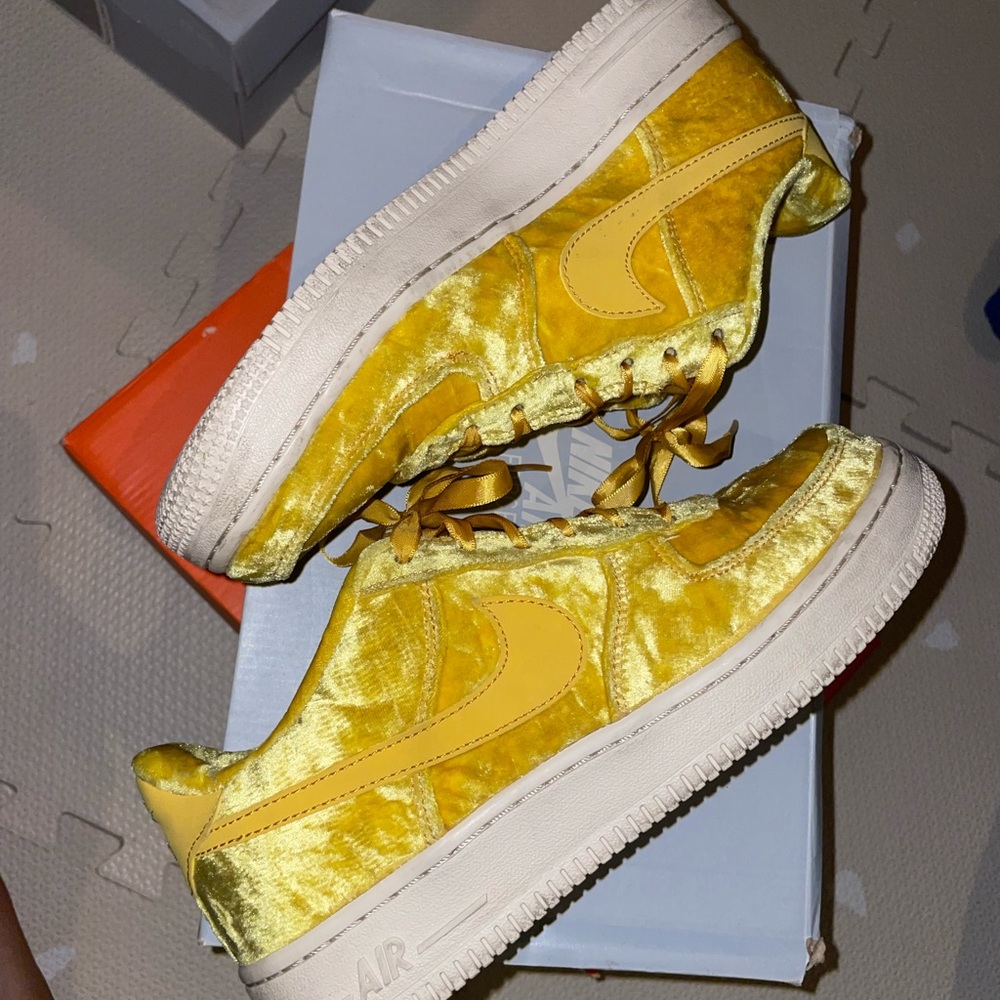 Velvet nike af1